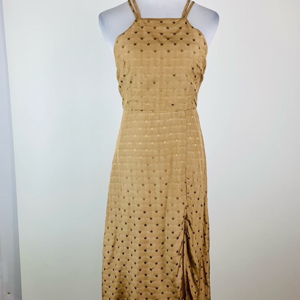 Le Lis Neutral Star Print Front Slit Strappy Back Dress Small